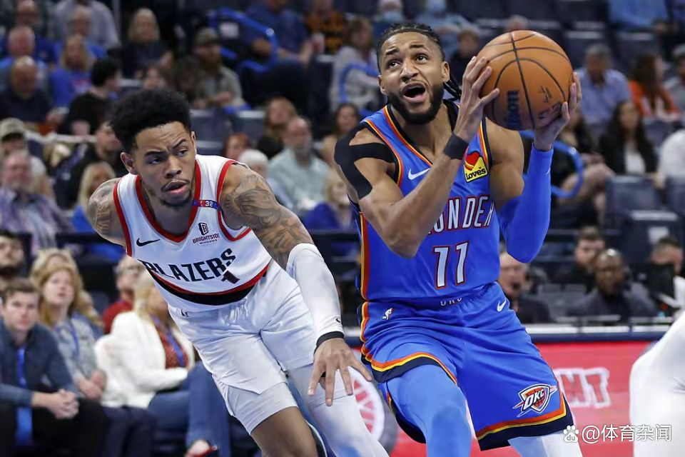 包含开拓者队击溃对手取胜，全队士气高涨备战下场比赛的词条